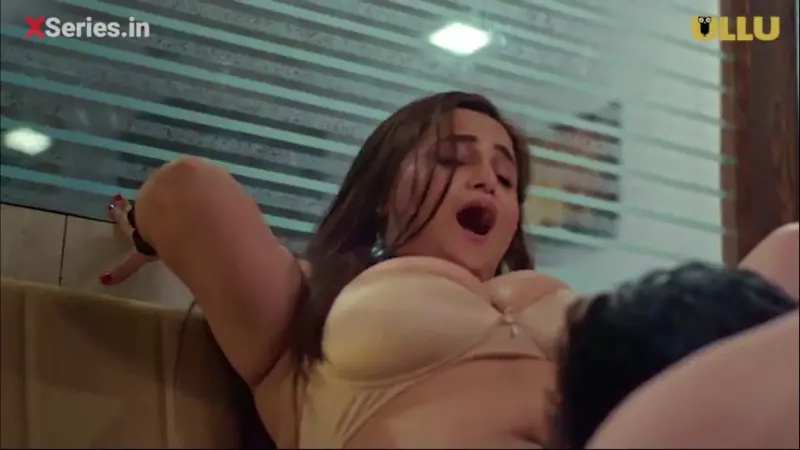 Office Worker Playing With Her Blowjob At Work